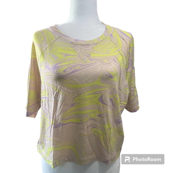 Fabletics Women’s Loveday Short-Sleeve Raglan Tee Marble Pastel Size XL NEW Crop - Picture 3 of 8